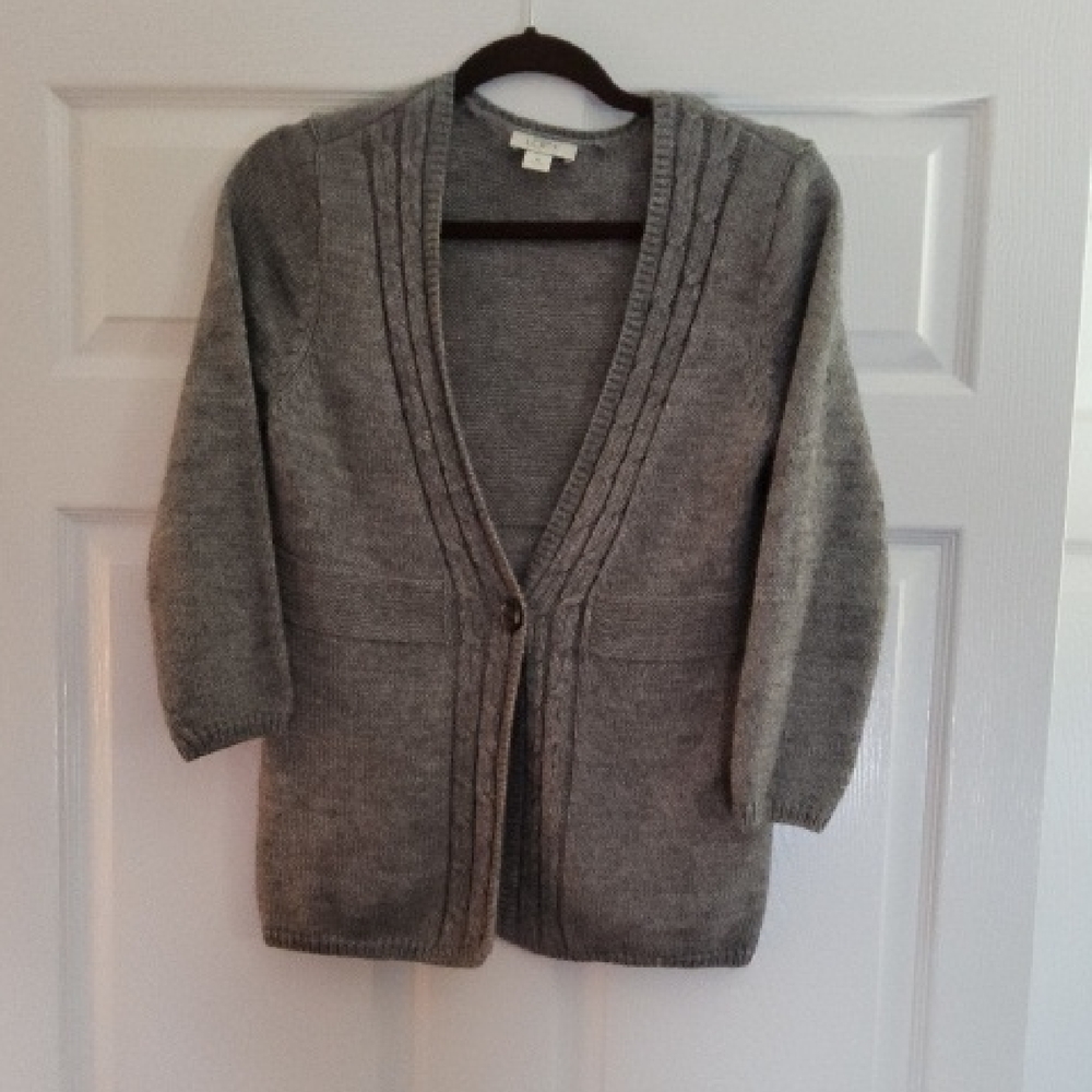 Ladies sweater